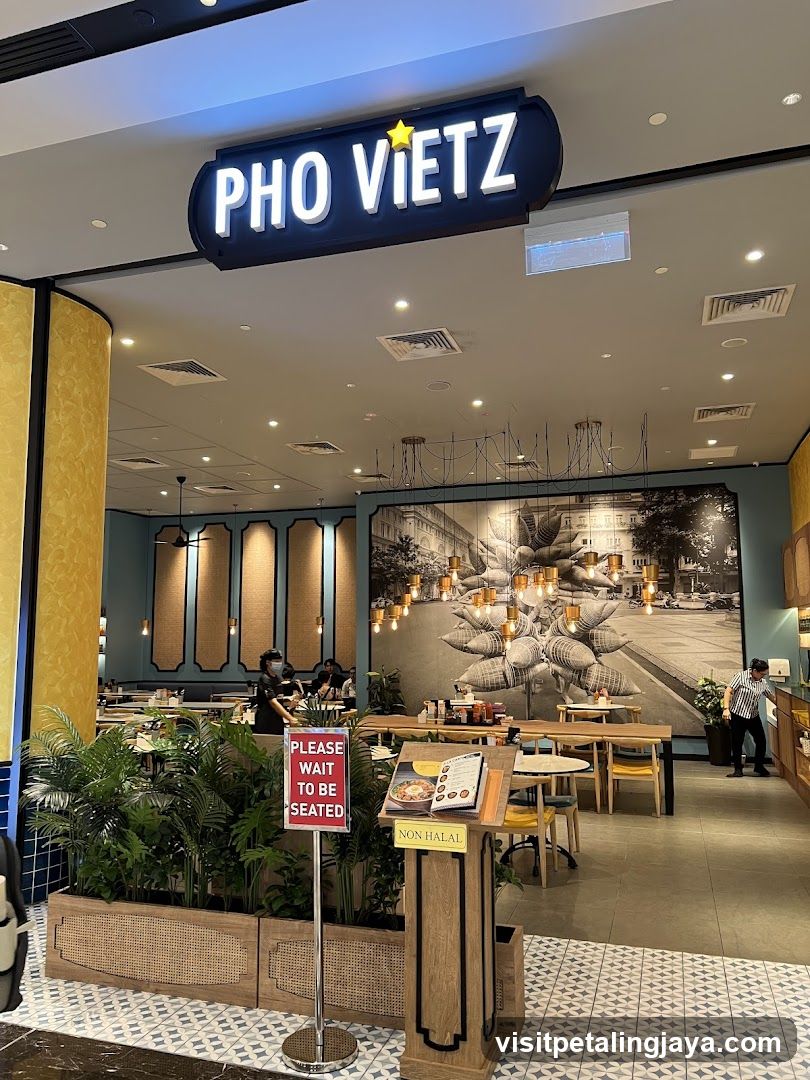Pho Vietz Interior View