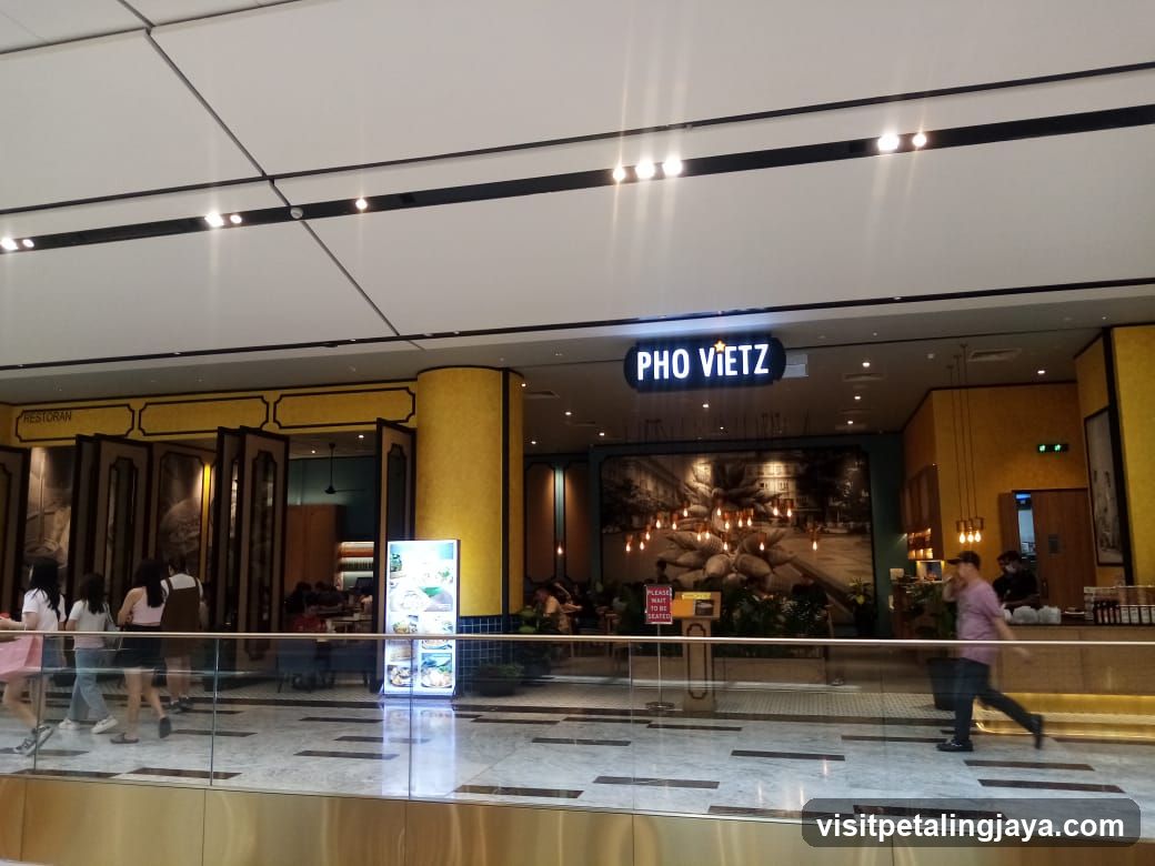 Pho Vietz Interior View