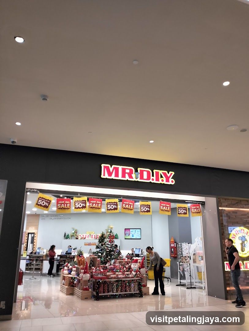 MR DIY Store Entrance