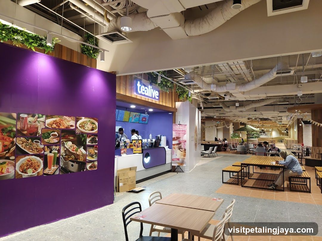 Tealive Interior View