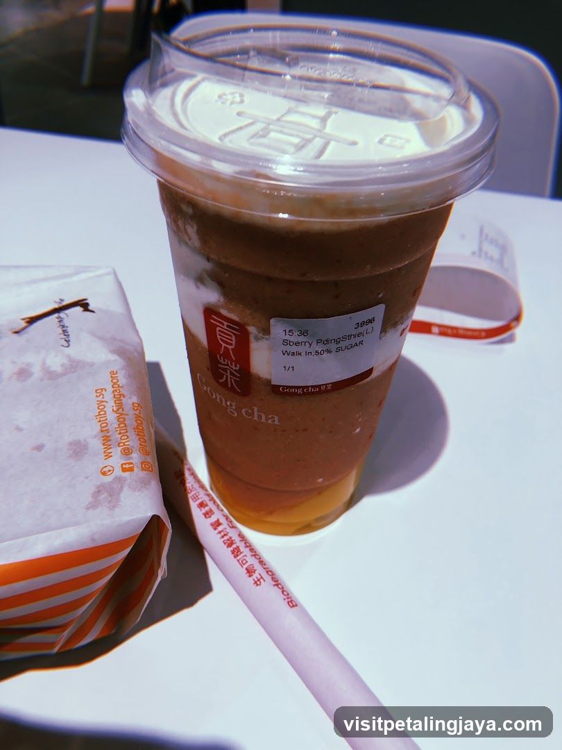 Gong cha drink and packaging