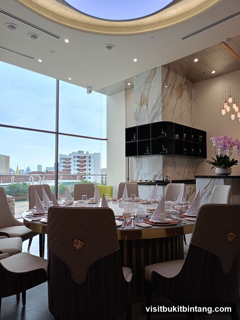 Elegant Dining Room with Round Table