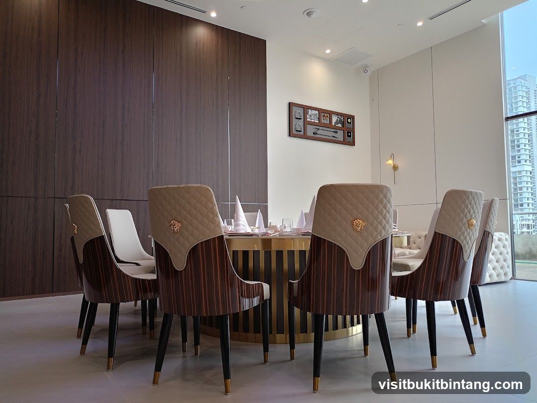 Elegant Dining Room Setup
