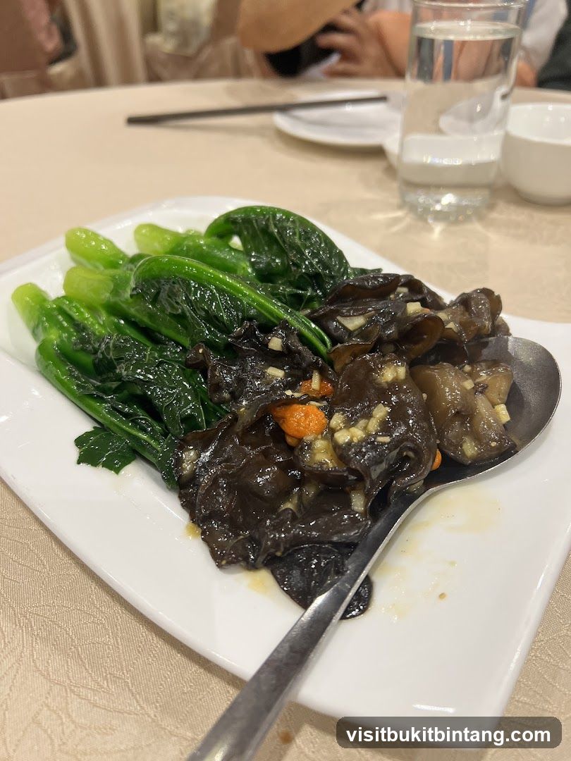 Stir-fried Vegetables with Wood Ear Mushrooms