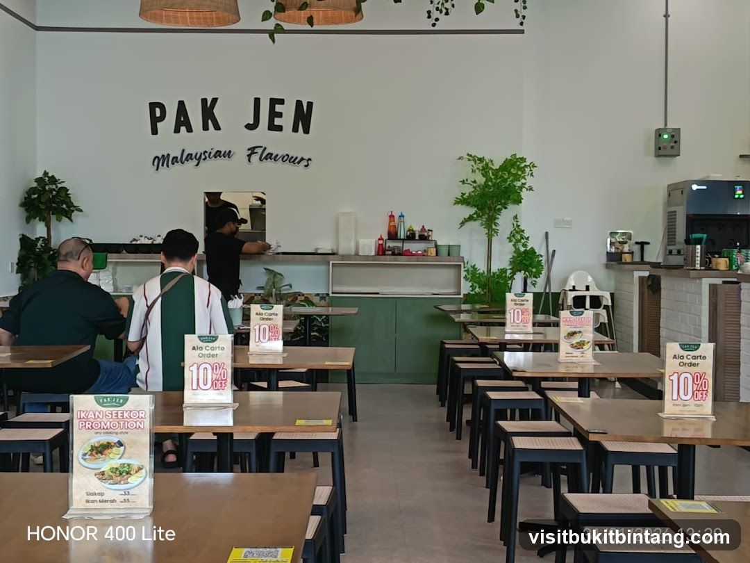 Pak Jen Malaysian Flavours Restaurant Interior