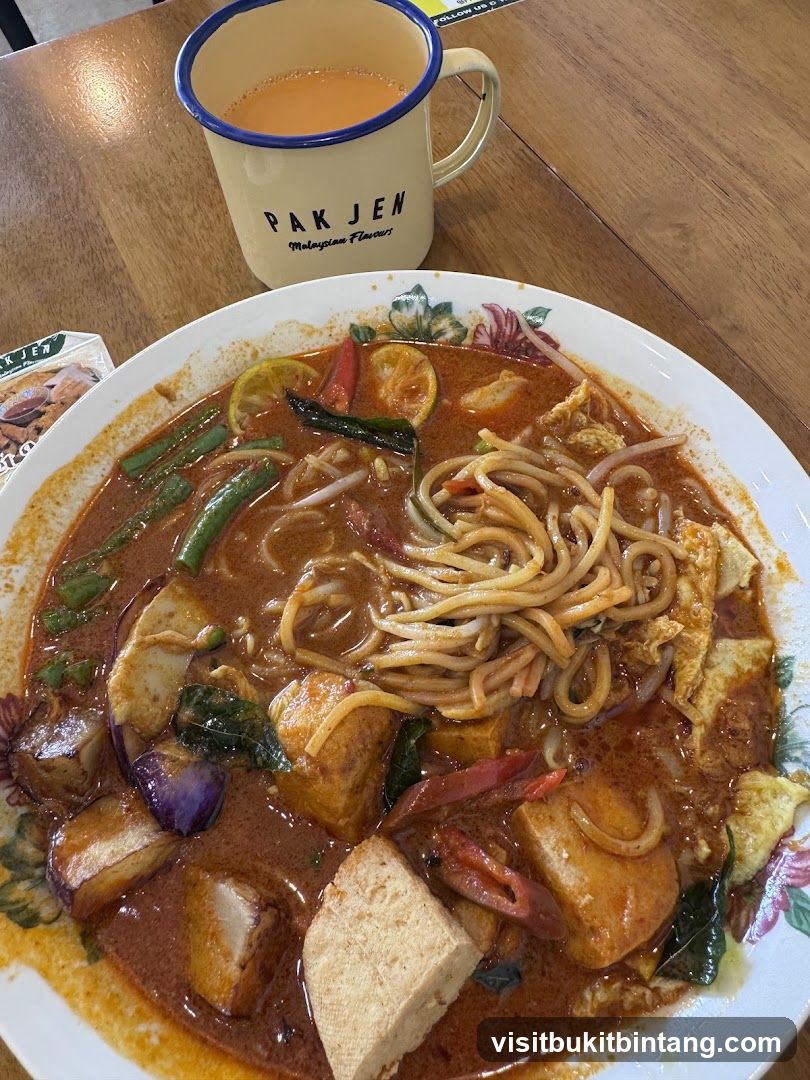 Malaysian Curry Noodles and Tea