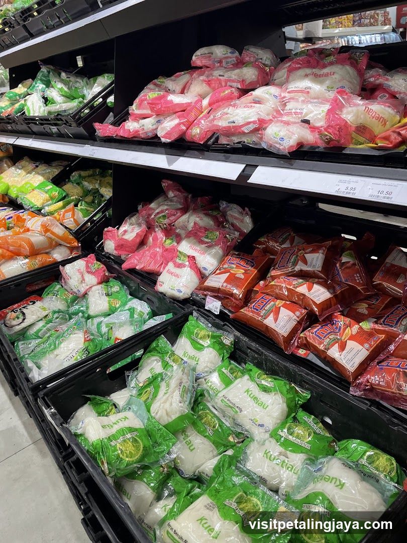 Grocery Store Aisle
