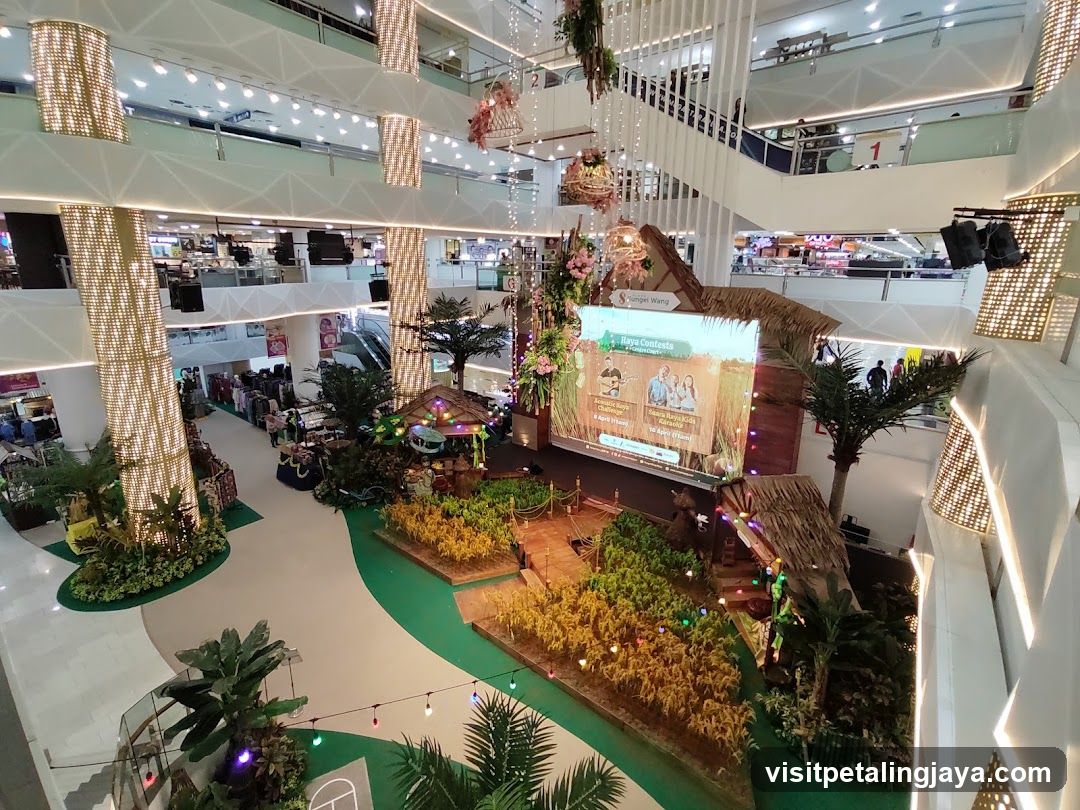 Mall Interior Display