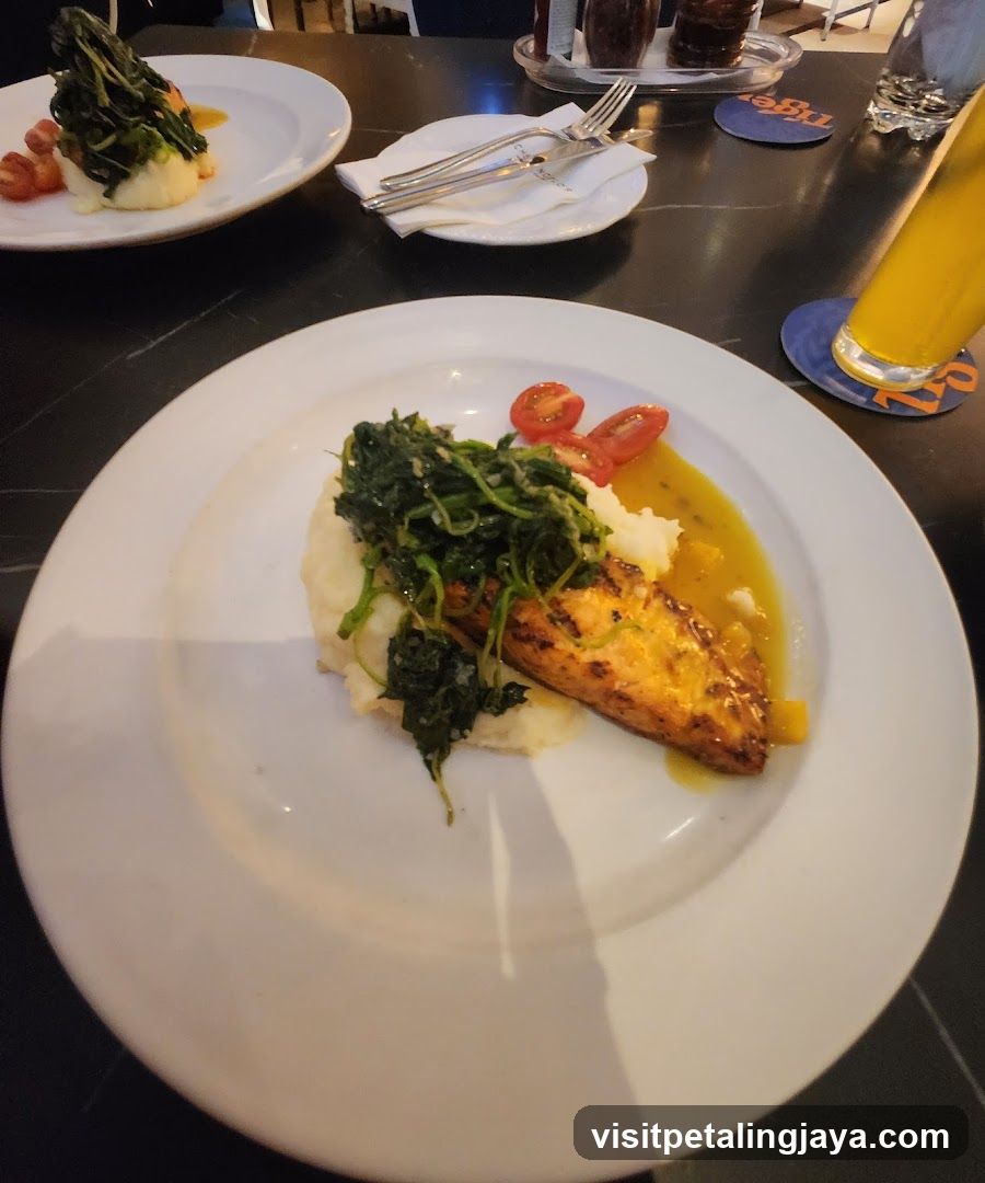 Dish with Fish and Spinach
