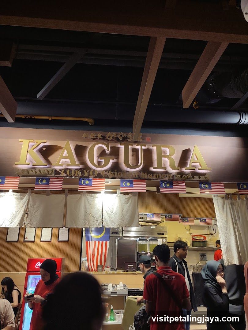 Kagura Tokyo Chicken Ramen Shop Interior