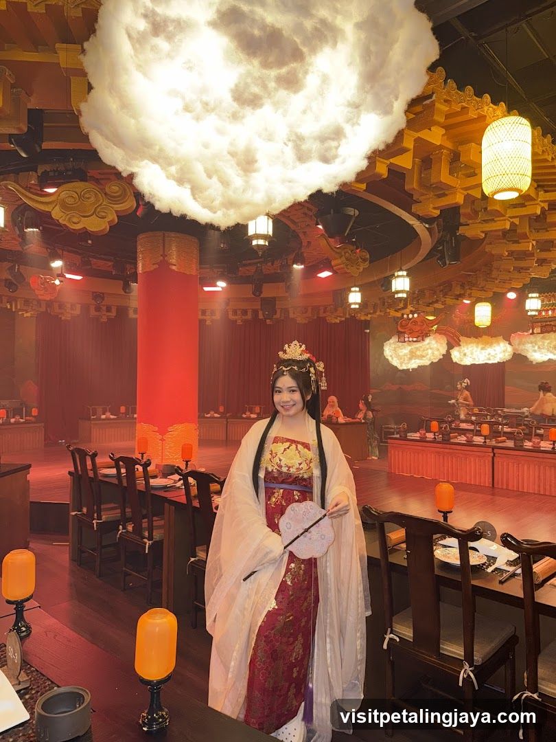 Ancient Chinese Style Restaurant Interior