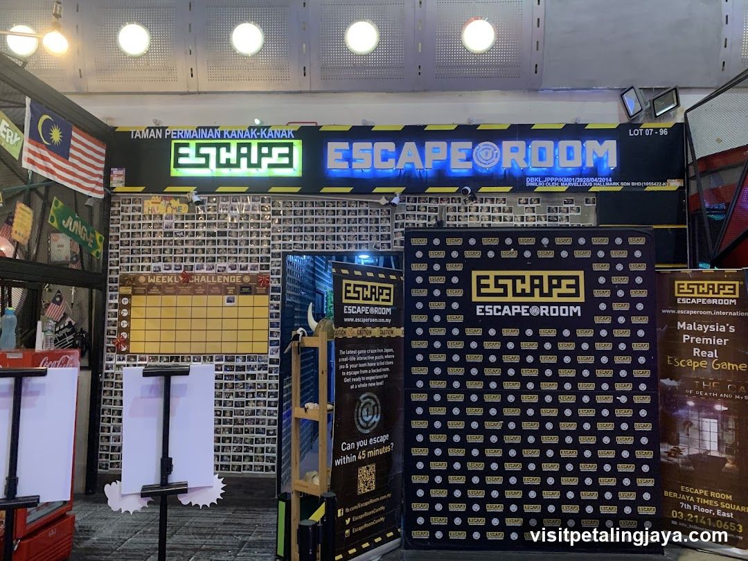 Escape Room Booth at Taman Permainan Kanak-Kanak
