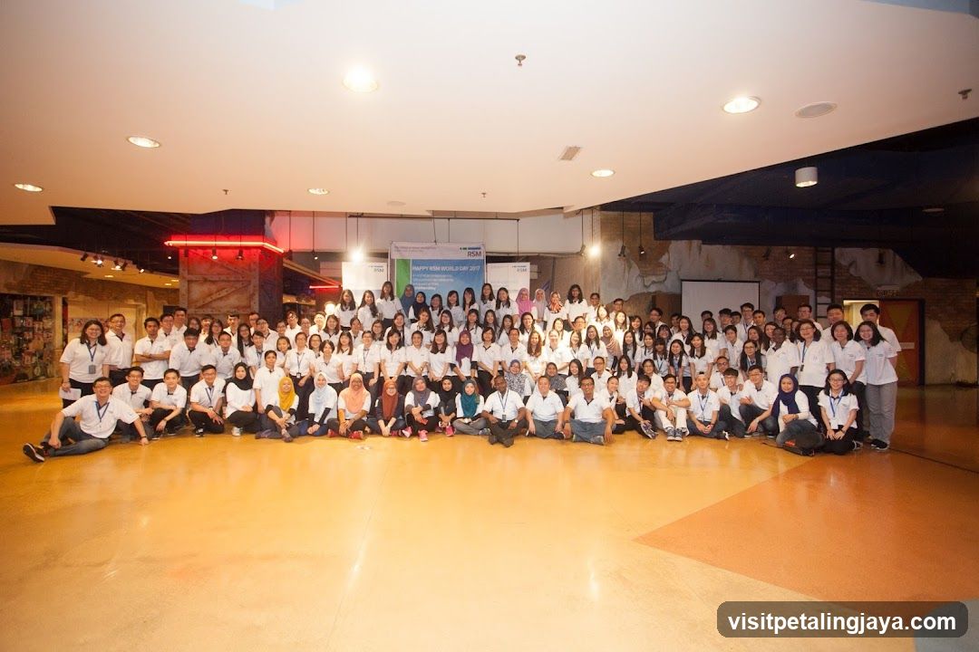 Group Photo in Indoor Space