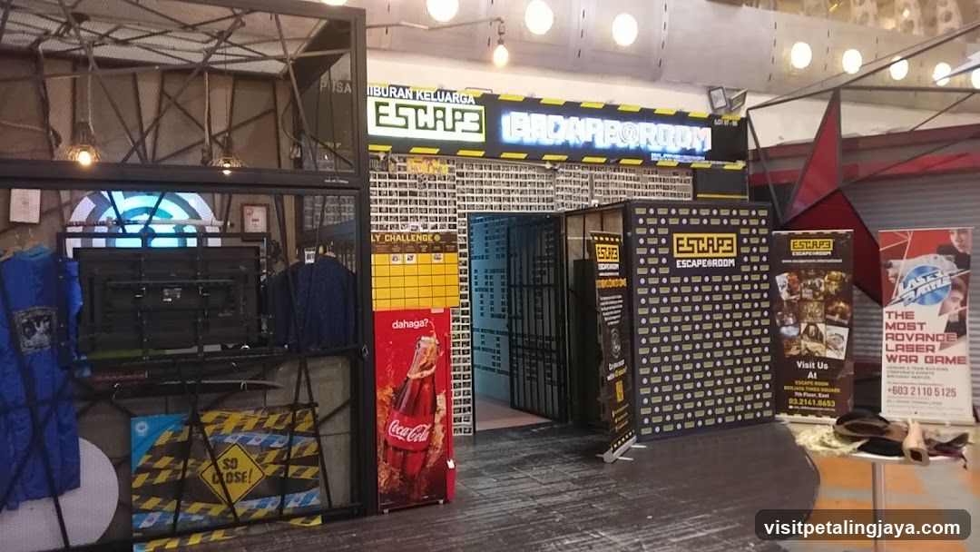 Escape Room Entrance