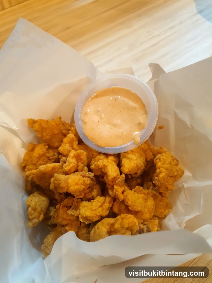 Popcorn Chicken with Dipping Sauce