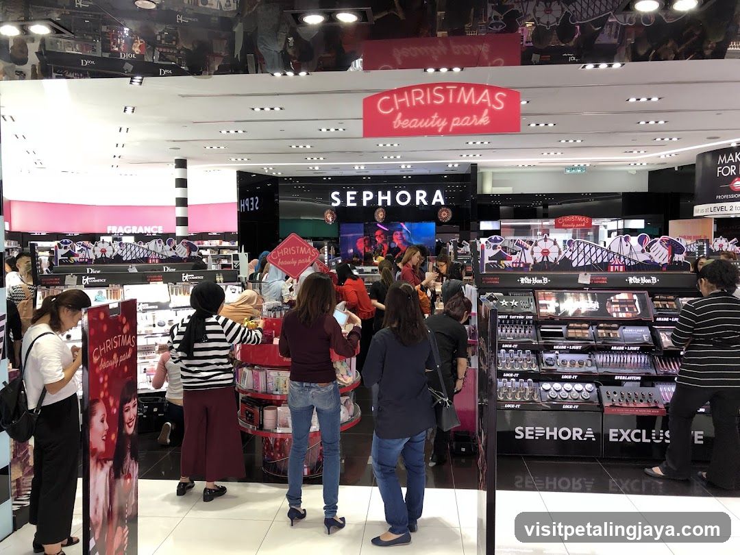 Sephora Christmas Beauty Park Interior
