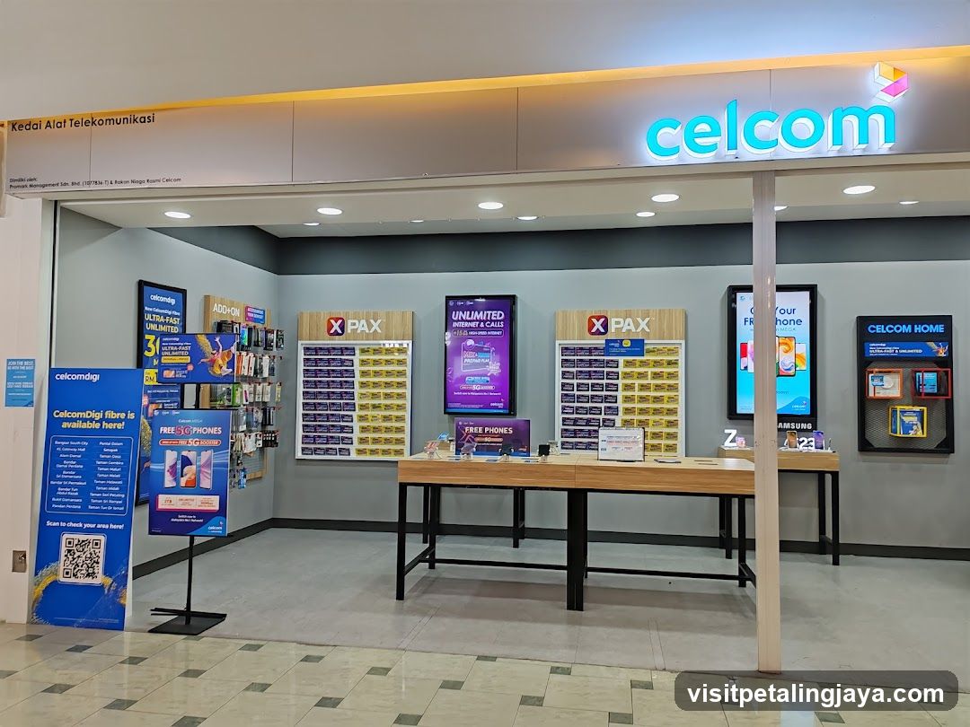 CelcomDigi Plaza Low Yat • Bukit Bintang