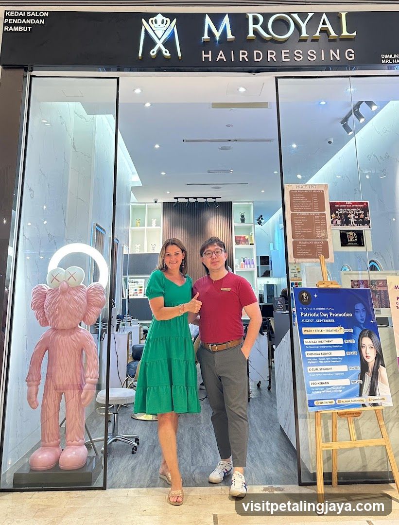 M Royal Hairdressing @ Fahrenheit88 KL-MALAYSIA BEST PERFOMANCE HAIR SALON 5TH BRANCH