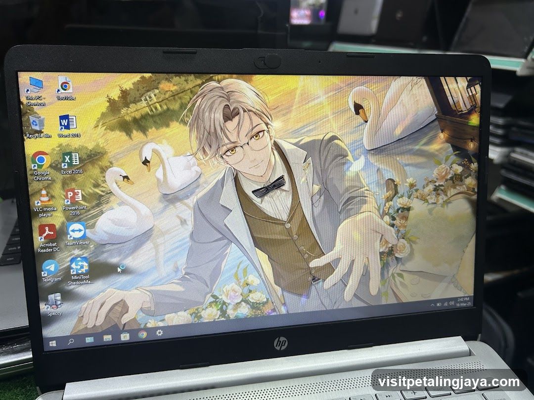 Laptop Desktop Screen with Anime Wallpaper