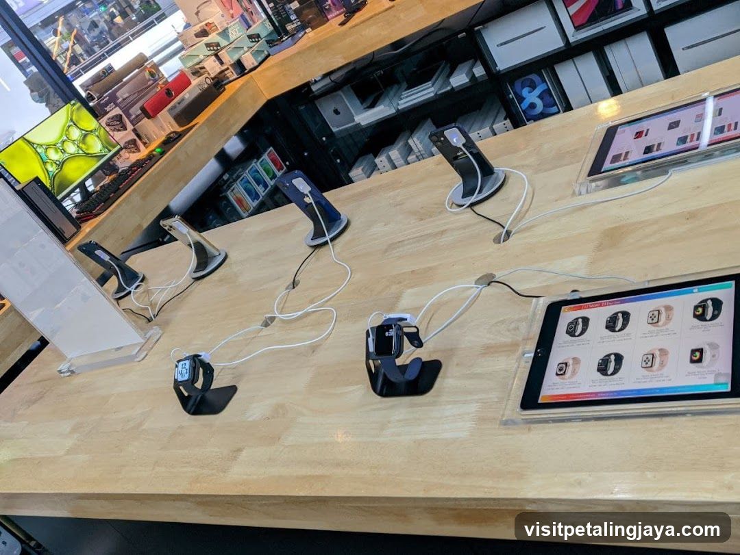Apple Store Display