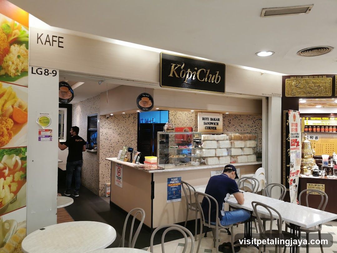 Kopi Club Interior View