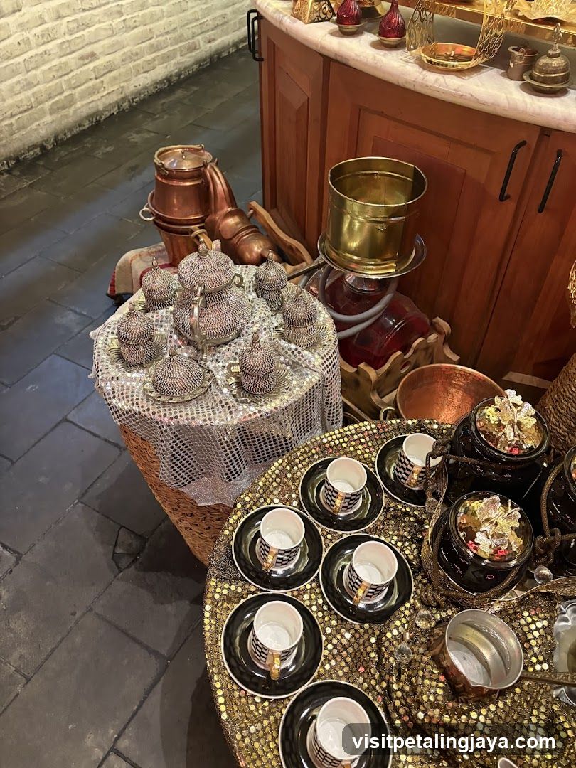 Decorative Tea Set Display