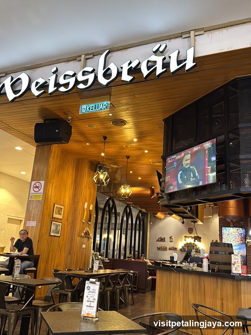 Deissbräu Interior View