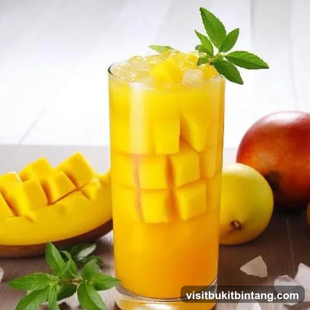 Mango Juice with Fresh Mangoes