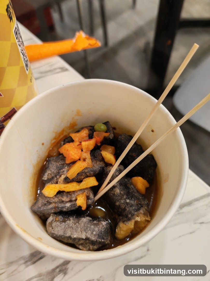 Stinky Tofu with Toppings