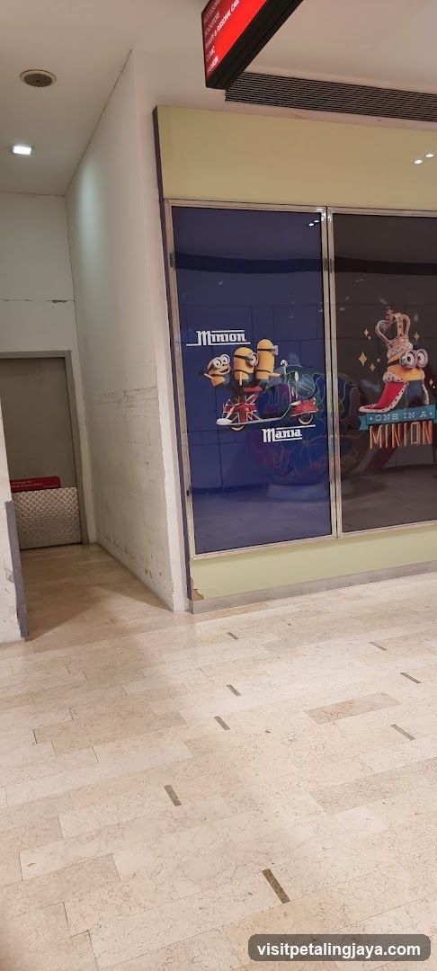 Minion-themed storefront display