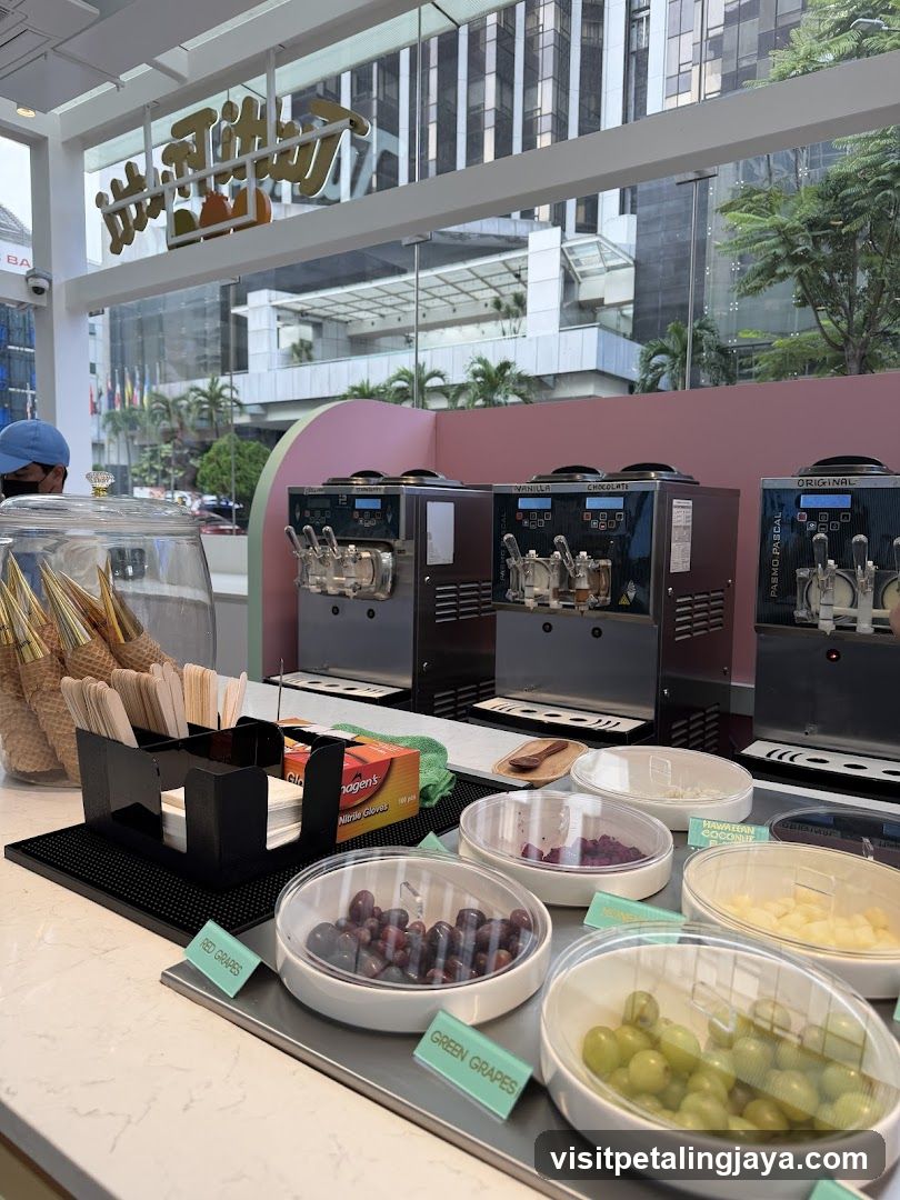 Dessert and Fruit Buffet Station