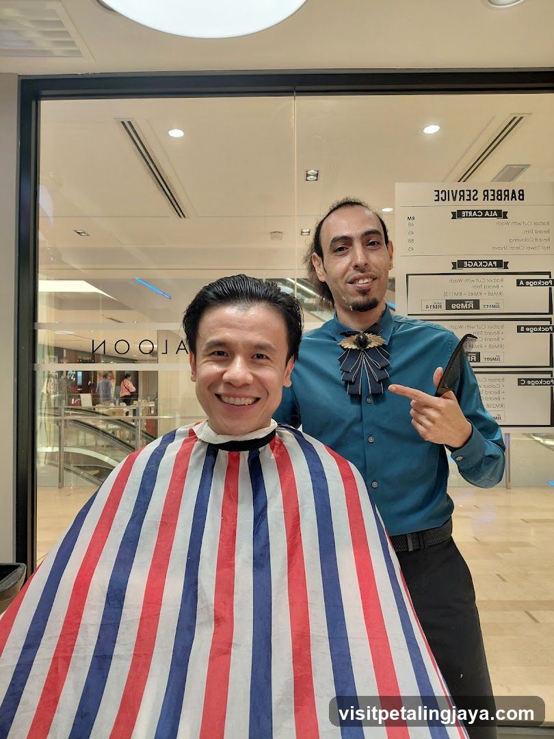 Barber Shop Interior Photo