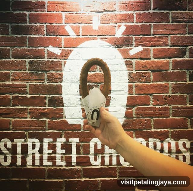 Churro with Lock