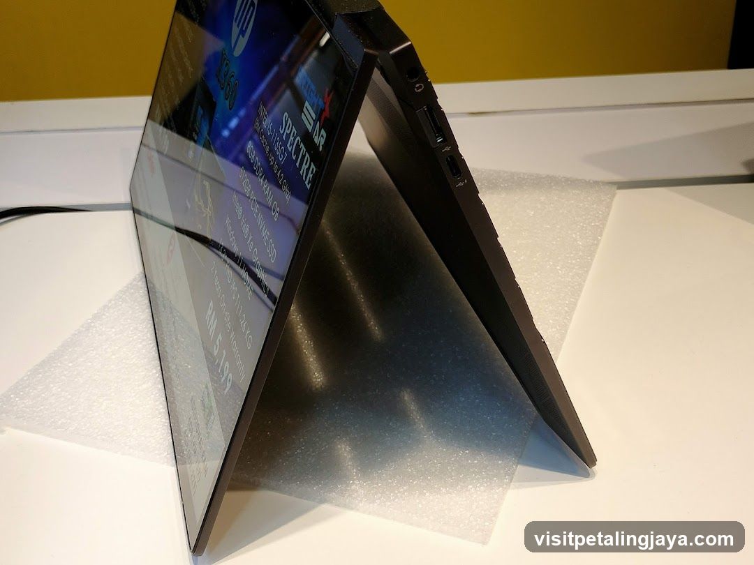 Laptop Stand Display