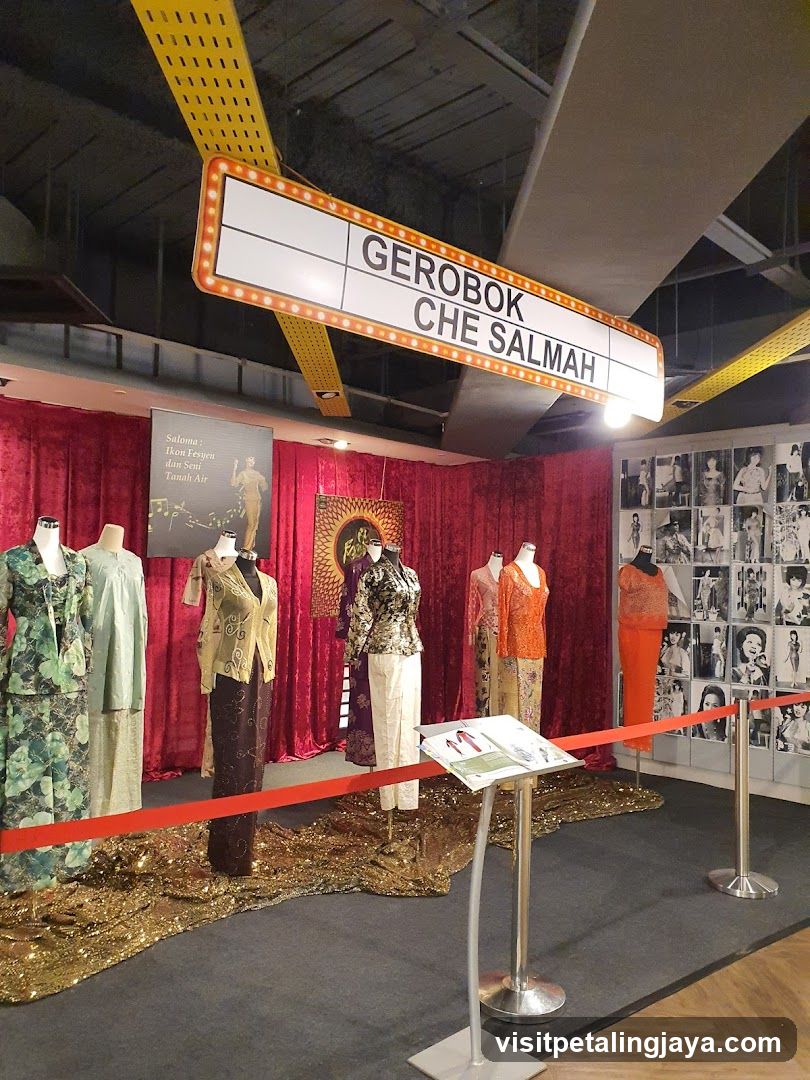 Gerobok Che Salmah Exhibition