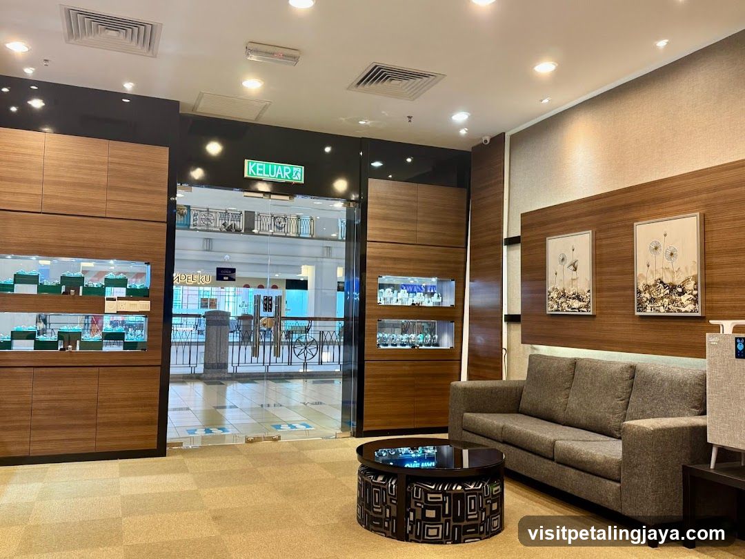 Lobby Interior with Shop Entrance