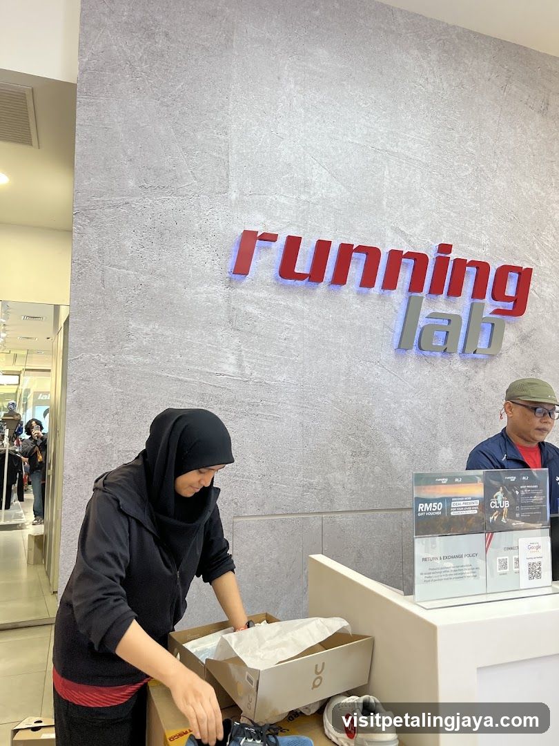 Running Lab Store Interior