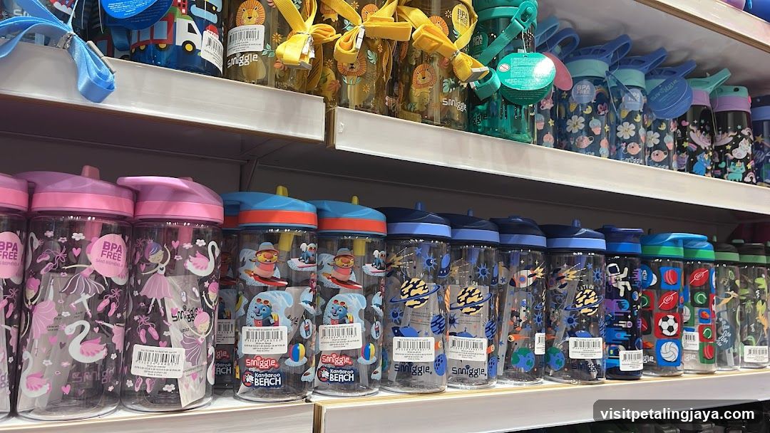 Cup and Bottle Display