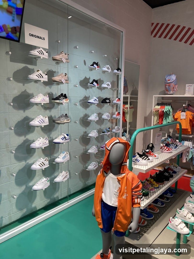 Adidas Store Interior Display