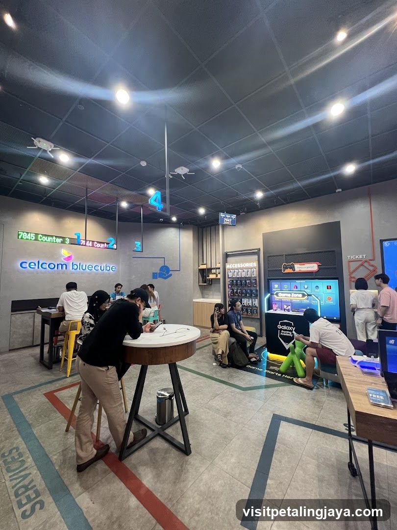 Celcom Bluecube Store Interior