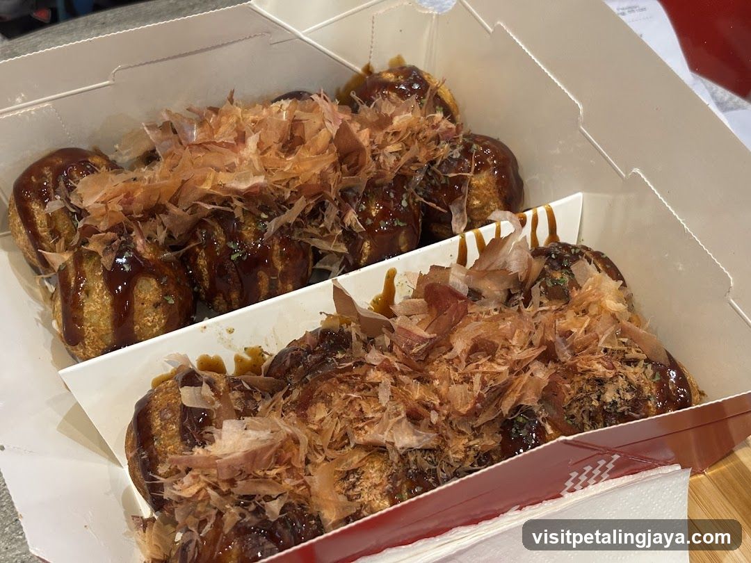 Okonomiyaki in boxes