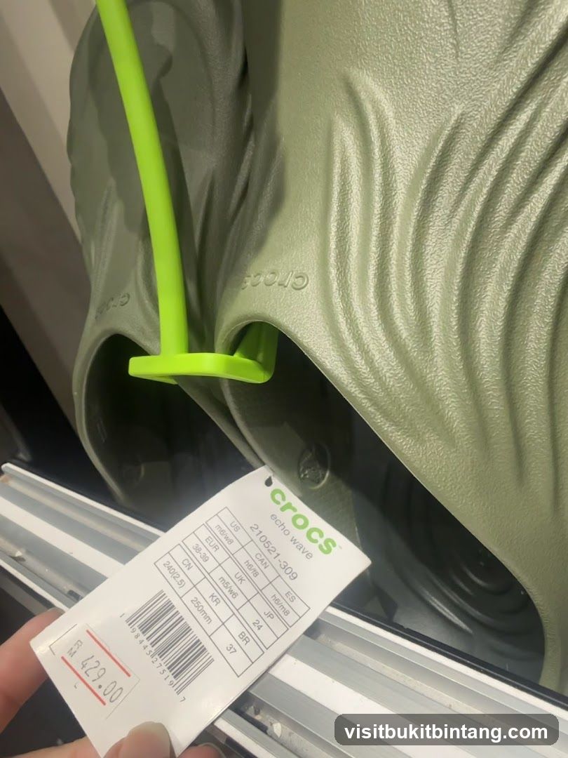Crocs Echo Wave Clogs