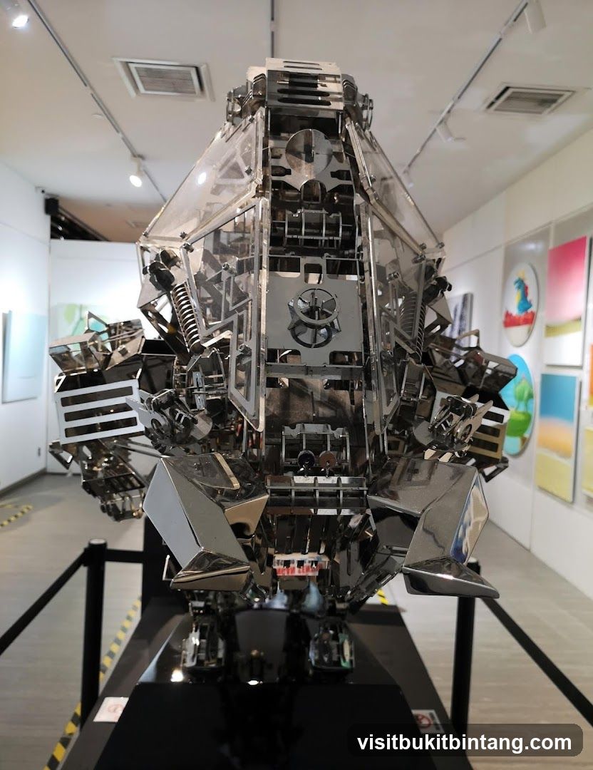 Sculpture in an Art Gallery