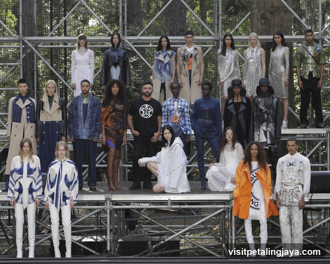 Fashion Show Runway
