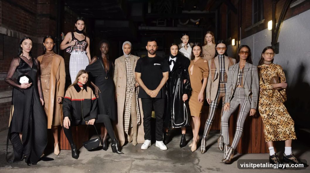 Fashion Show Group Photo