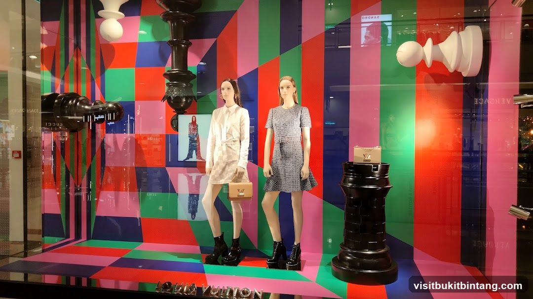 Louis Vuitton Window Display