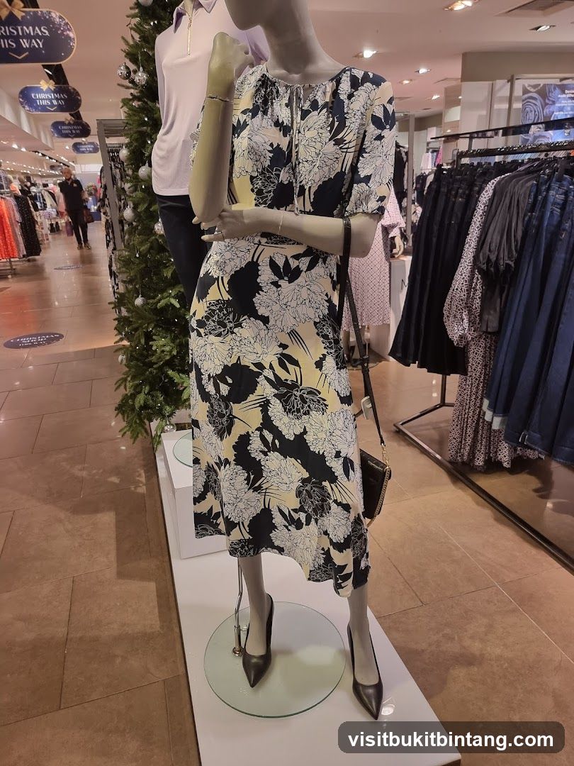 Mannequin in floral dress