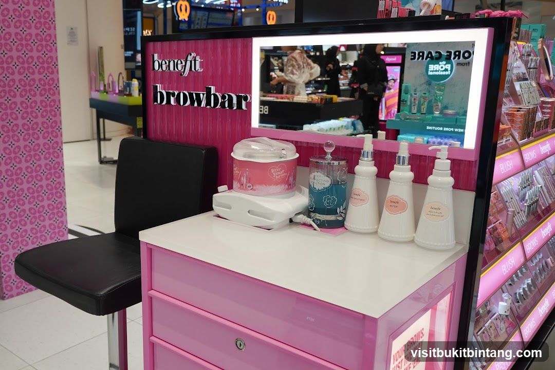 Benefit Browbar Display