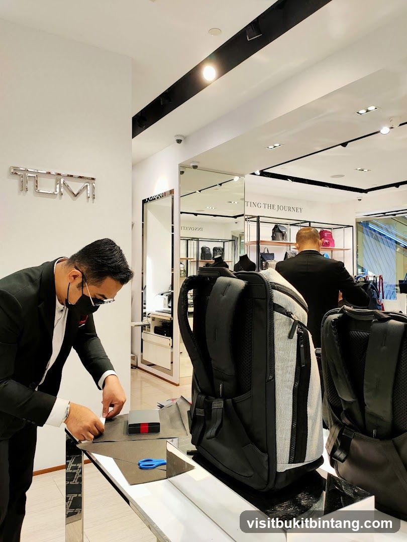 Tumi Store Interior