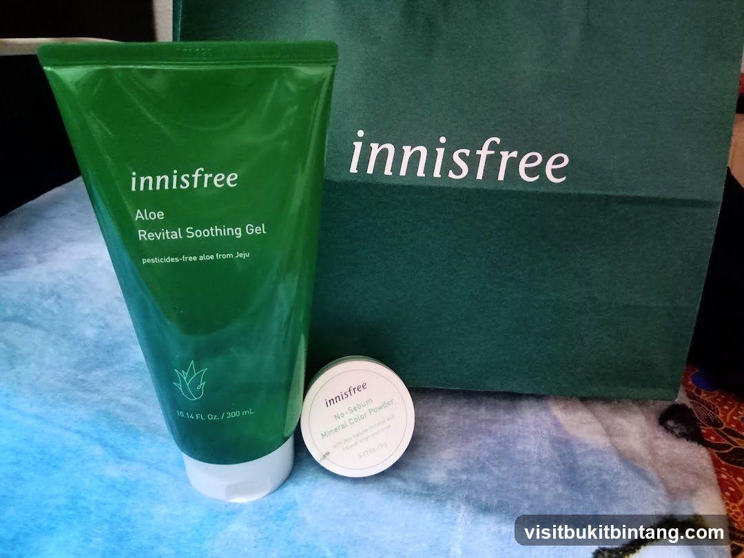 Innisfree Aloe Revital Soothing Gel and Mineral Color Powder